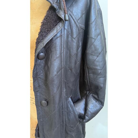 Vintage Shearling Patchwork Leather Coat Fur Interior70s-Style Statement - Picture 6 of 8